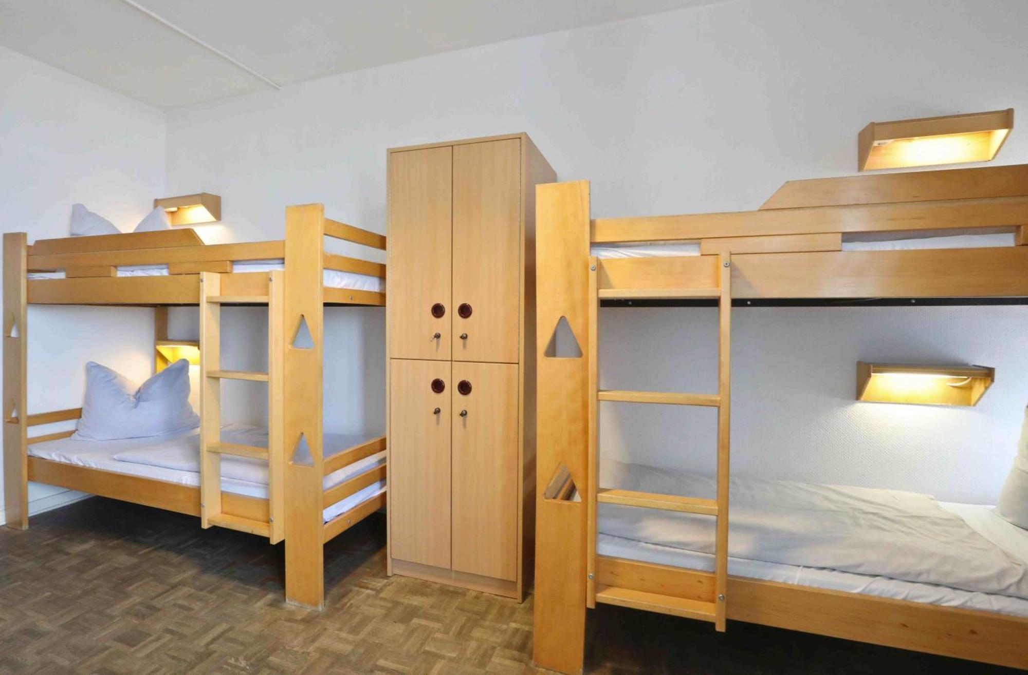 Bett im Vierbettzimmer (Ü 18 geschlechtlich gemischt)